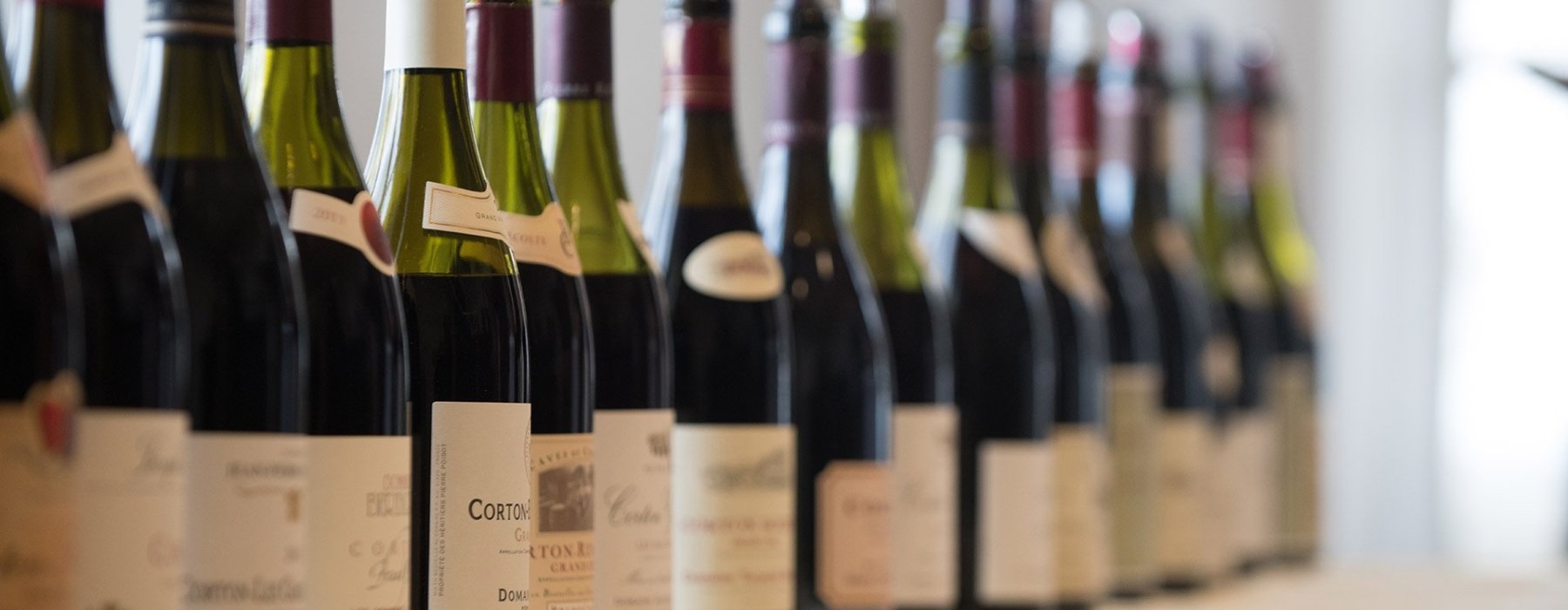 https://grandsjoursbourgogne.wetd.fr//uploads/2021/11/terroirs-de-corton.jpg